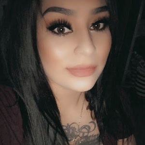 Meet your Posher, Vicky